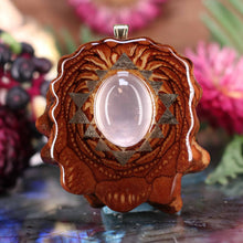 Load image into Gallery viewer, Rose Quartz with Sri Yantra