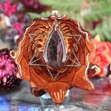 Load image into Gallery viewer, Iolite Sunstone with Merkaba