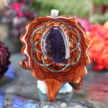 Load image into Gallery viewer, Iolite Sunstone with Seed of Life