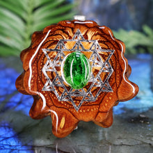 Load image into Gallery viewer, Chrome Diopside with 64 Star Tetrahedron