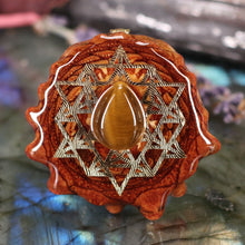 Load image into Gallery viewer, Yellow Tiger's Eye with 64 Star Tetrahedron