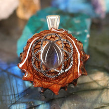 Load image into Gallery viewer, Mini Labradorite with Seed of Life