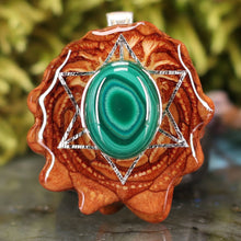 Load image into Gallery viewer, Malachite with Merkaba