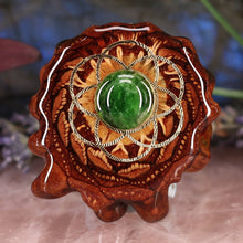 Load image into Gallery viewer, Chrome Diopside with Seed of Life