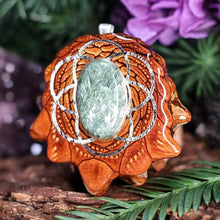 Load image into Gallery viewer, Seraphinite with Seed of Life
