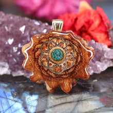 Load image into Gallery viewer, Mini Crushed Malachite (Glows) with Seed of Life
