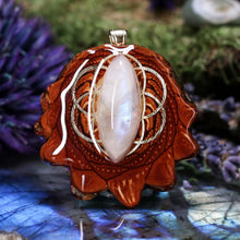 Load image into Gallery viewer, Moonstone with Seed of Life
