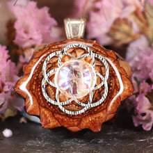 Load image into Gallery viewer, Mini Moonstone with Seed of Life
