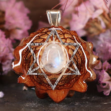Load image into Gallery viewer, Mini Moonstone with Merkaba
