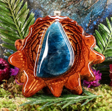 Load image into Gallery viewer, Blue Apatite
