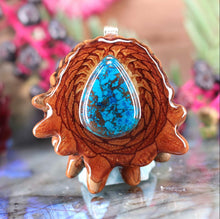Load image into Gallery viewer, Shattuckite
