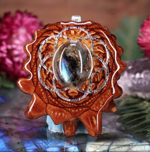 Load image into Gallery viewer, Labradorite with Seed of Life
