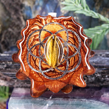 Load image into Gallery viewer, Yellow Tiger's Eye with Seed of Life
