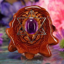 Load image into Gallery viewer, Amethyst with Merkaba
